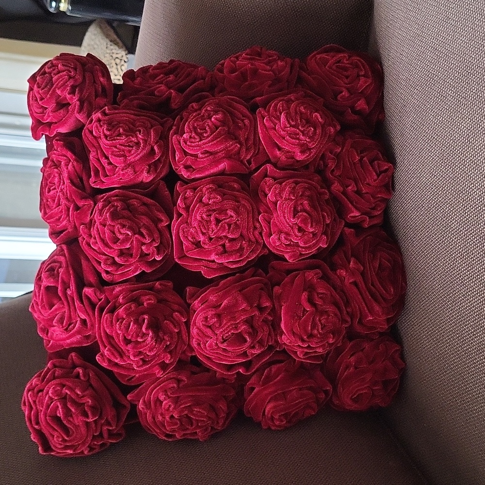Velvet rose pillow